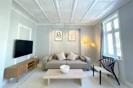 2 Bedroom Apartment In Trendy Area